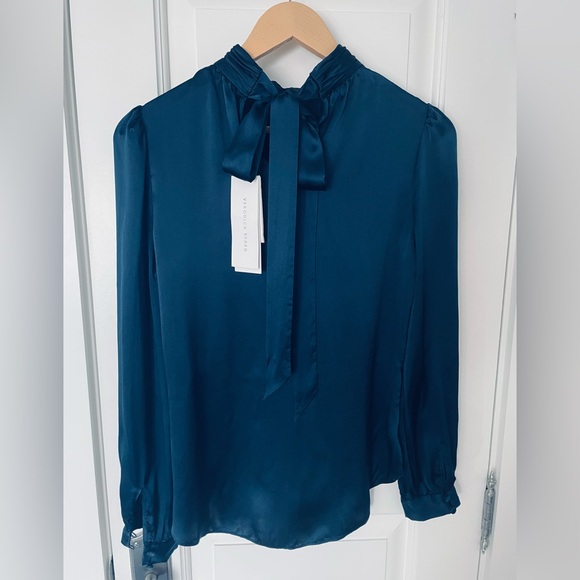 NWT Veronica Beard Neck Bow Tie Silk blouse, size 2 - Picture 9 of 12